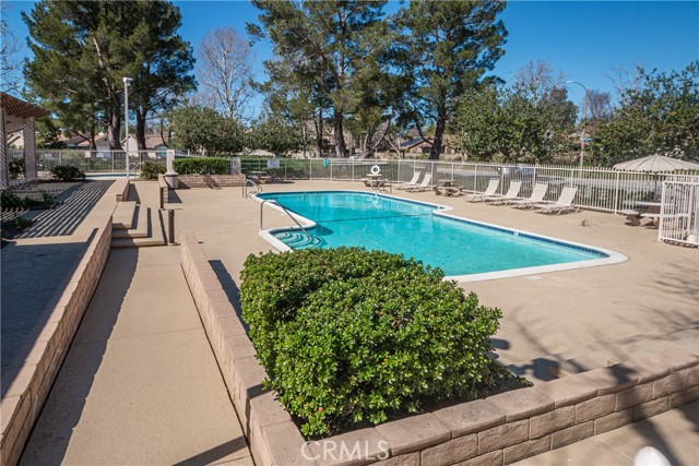 Detail Gallery Image 32 of 40 For 23405 Gaucho Ct, Valencia,  CA 91355 - 2 Beds | 2 Baths