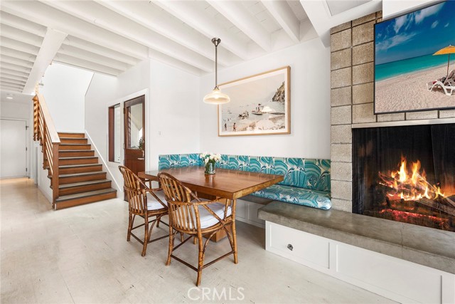 Detail Gallery Image 12 of 45 For 235 Canal St, Newport Beach,  CA 92663 - 4 Beds | 3/1 Baths