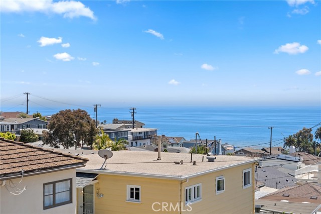 Detail Gallery Image 28 of 31 For 295 Wave St, Laguna Beach,  CA 92651 - 3 Beds | 3 Baths