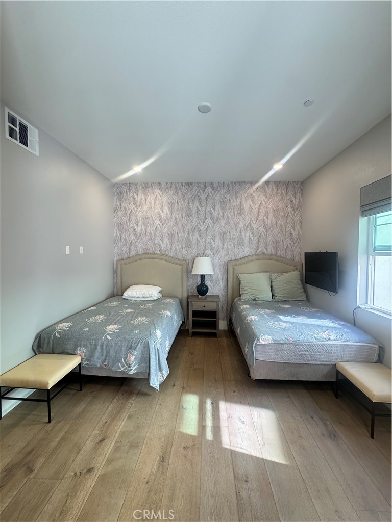 Df973983 Be9e 46d3 9394 B80000d662e7