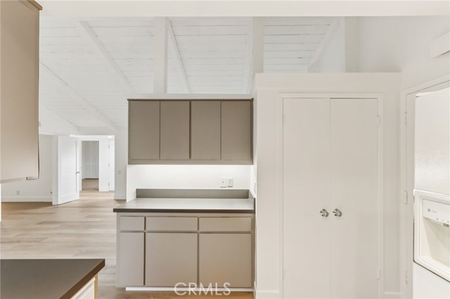 Detail Gallery Image 15 of 37 For 2542 Miramonte Cir #C,  Palm Springs,  CA 92264 - 3 Beds | 2/1 Baths