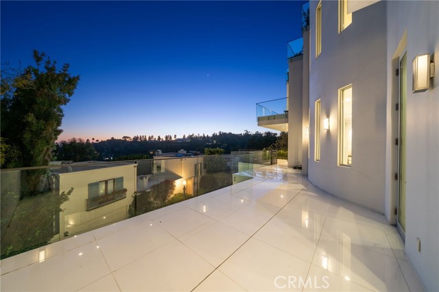 Detail Gallery Image 64 of 64 For 9459 Beverly Crest Dr, Beverly Hills,  CA 90210 - 5 Beds | 7 Baths