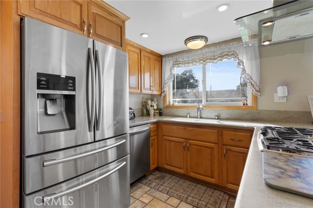 Detail Gallery Image 12 of 52 For 1240 Lynwood St, La Habra,  CA 90631 - 4 Beds | 2 Baths