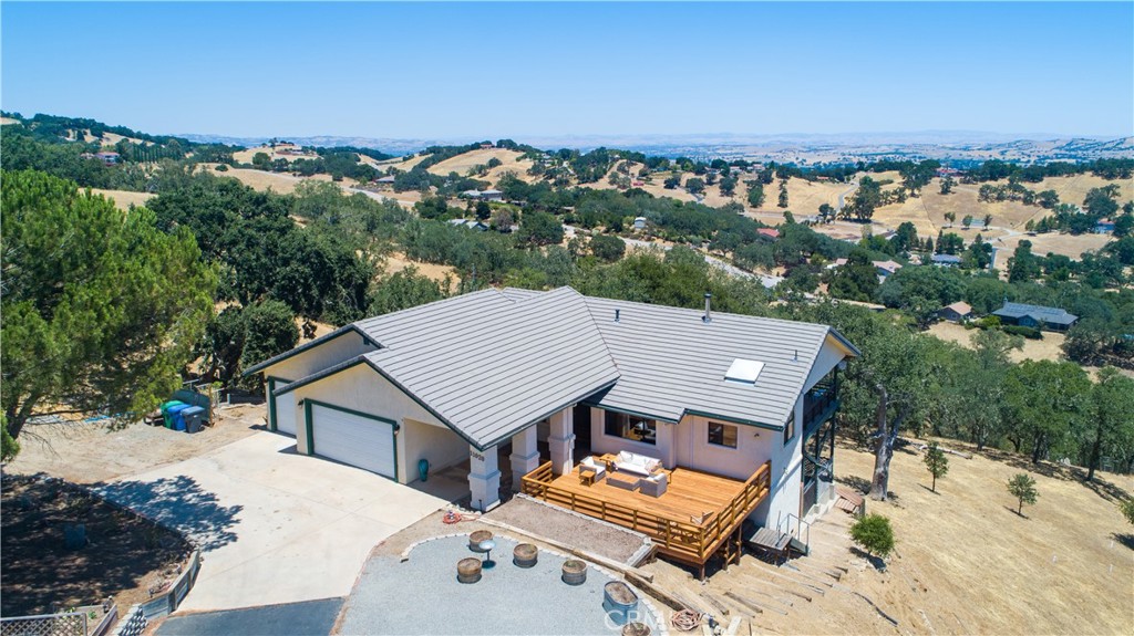 11020 Santa Ana Road, Atascadero, CA 93422