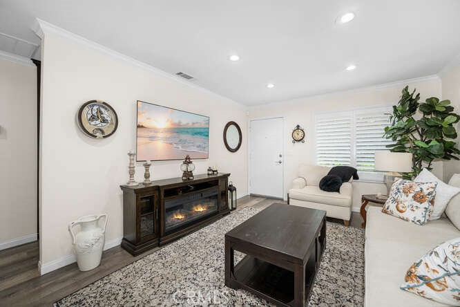 MLS #PW25234110 image #6