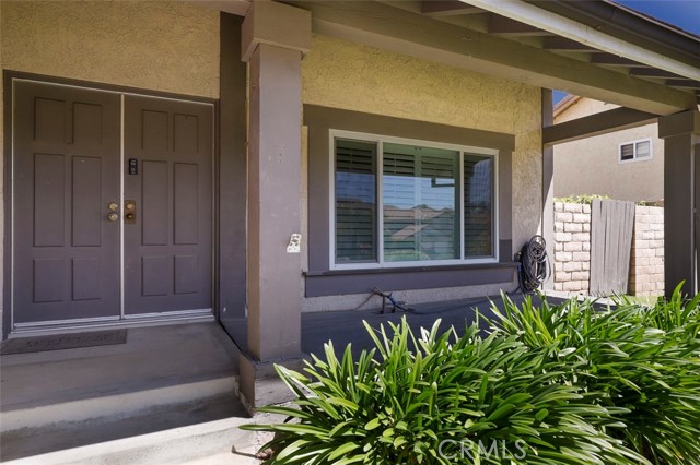 16064 Filbert Street photo 3