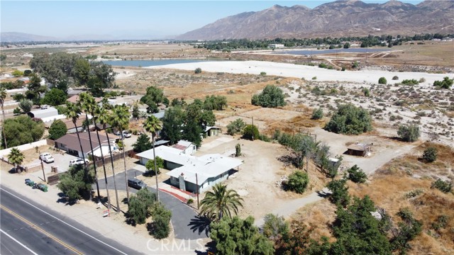 Detail Gallery Image 25 of 27 For 43498 Cedar Ave, Hemet,  CA 92544 - 2 Beds | 2 Baths