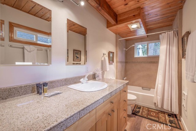 Detail Gallery Image 20 of 28 For 42569 Willow Ave, Big Bear Lake,  CA 92315 - 2 Beds | 2 Baths