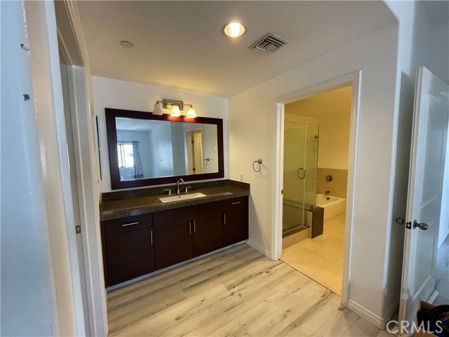 Detail Gallery Image 6 of 8 For 600 N Atlantic Bld #510,  Monterey Park,  CA 91754 - 2 Beds | 2 Baths