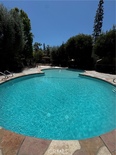 Detail Gallery Image 21 of 31 For 5760 Owensmouth Ave #28,  Woodland Hills,  CA 91367 - 2 Beds | 1/1 Baths