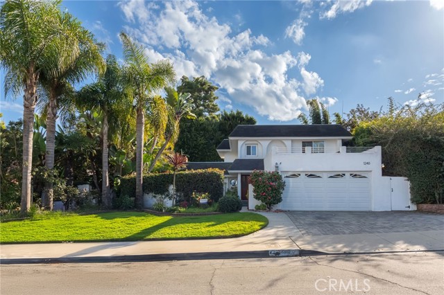 1240 Keats Street, Manhattan Beach, California 90266, 4 Bedrooms Bedrooms, ,3 BathroomsBathrooms,Residential,For Sale,Keats,SB25015190