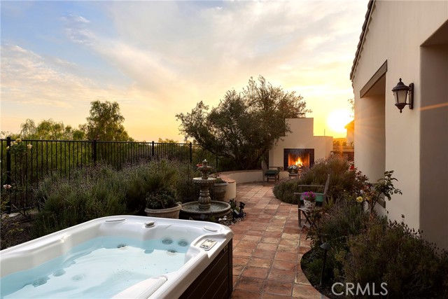 Detail Gallery Image 2 of 67 For 19 Calle Estilo Nuevo, San Clemente,  CA 92673 - 4 Beds | 4/1 Baths