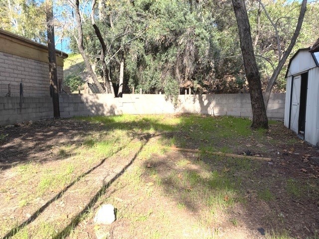 Detail Gallery Image 15 of 16 For 2345 Caldero Ln, La Canada Flintridge,  CA 91020 - 3 Beds | 2 Baths