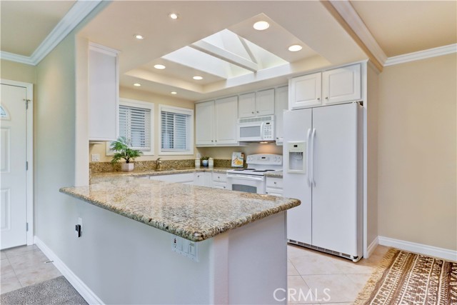 849 Ronda Mendoza, Laguna Woods CA: https://media.crmls.org/medias/dfa52c8f-d771-4500-9a1e-4d128d9cbf94.jpg