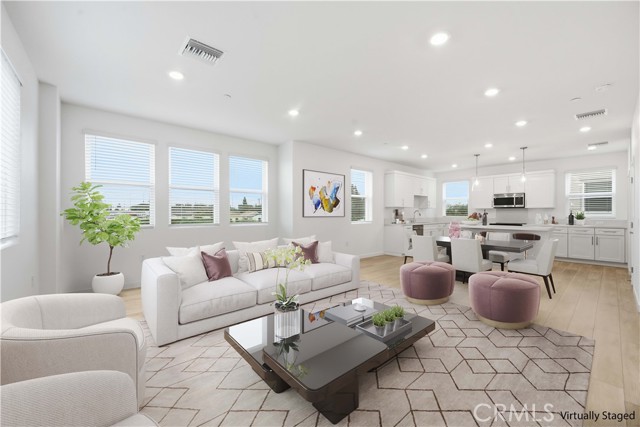 Detail Gallery Image 22 of 55 For 9335 via Azul, Pico Rivera,  CA 90660 - 3 Beds | 3 Baths