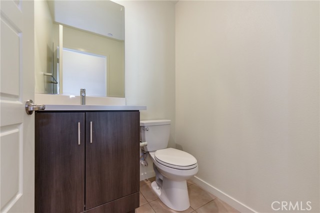 Detail Gallery Image 22 of 31 For 248 Harringay, Irvine,  CA 92618 - 3 Beds | 3/1 Baths