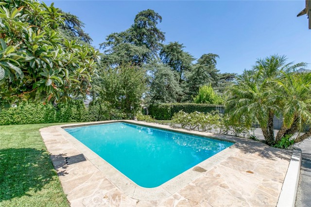 Detail Gallery Image 30 of 47 For 11063 White Oak Ave, Granada Hills,  CA 91344 - 3 Beds | 2 Baths