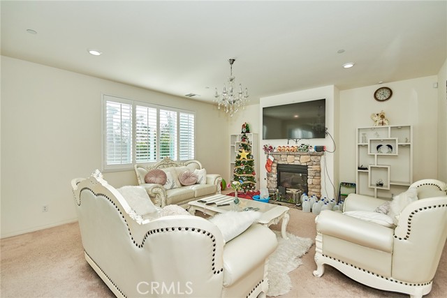 Detail Gallery Image 8 of 51 For 15607 Allspice Ln, Fontana,  CA 92336 - 4 Beds | 3 Baths