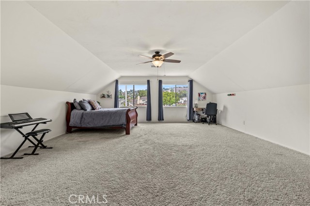 16606 Shinedale Drive, Canyon Country CA: https://media.crmls.org/medias/dfa7cc6f-6f73-4df9-9554-df393789c316.jpg