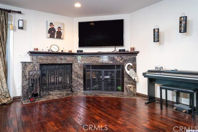4 Bed Home for Sale in Tujunga, California