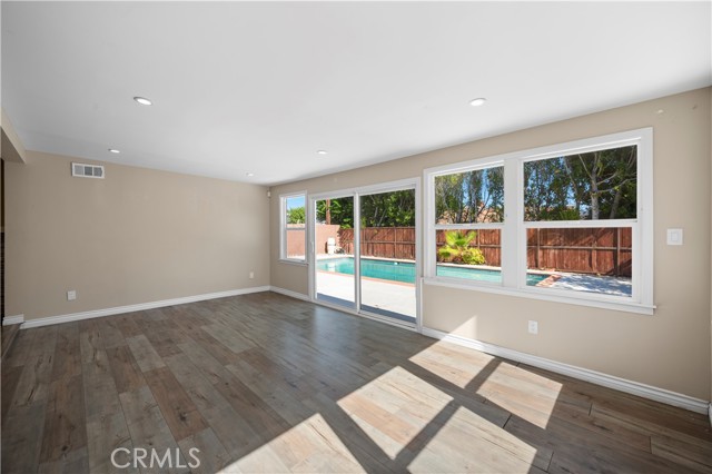 7736 Bellaire Avenue, North Hollywood CA: https://media.crmls.org/medias/dfa84d69-4b16-4317-9c7e-7b466e1506b8.jpg