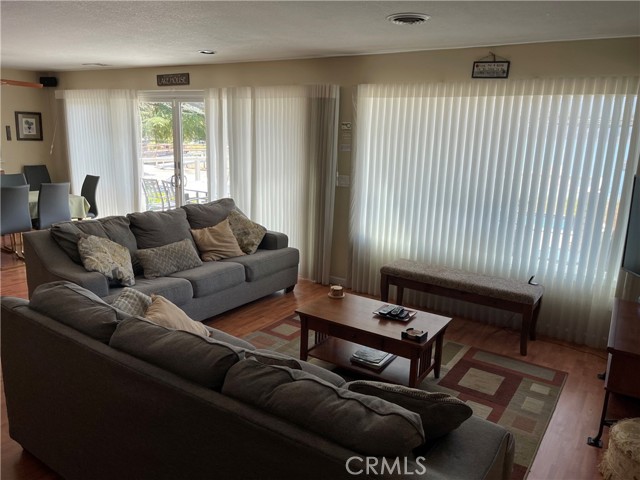 Detail Gallery Image 9 of 49 For 14038 Rosewood Ln, Clearlake,  CA 95422 - 5 Beds | 4 Baths