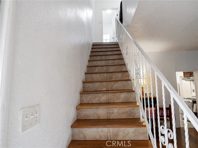 7714 S Broadway, Los Angeles CA: https://media.crmls.org/medias/dfaa4ad2-2be9-4b61-8f8b-eb9c6e742f26.jpg