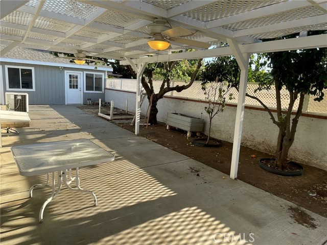 34793 The Farm Road, Wildomar CA: https://media.crmls.org/medias/dfab66b3-e745-4543-8772-c353f328de79.jpg