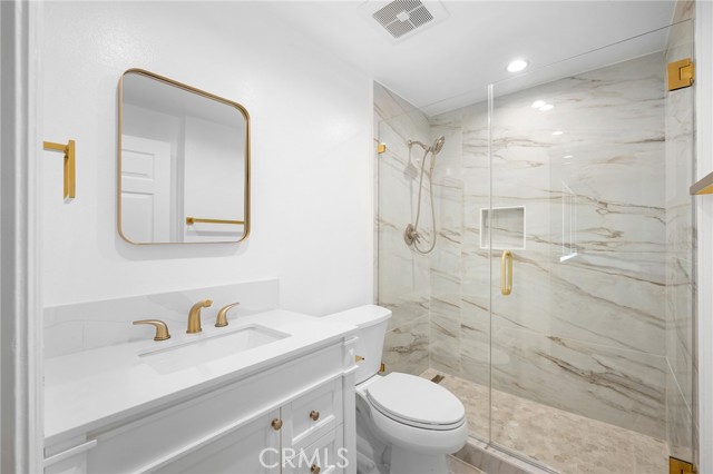 Detail Gallery Image 32 of 35 For 1165 Linden Ave a,  Glendale,  CA 91201 - 3 Beds | 3/1 Baths