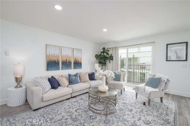 1720 Ardmore Avenue, Hermosa Beach, California 90254, 2 Bedrooms Bedrooms, ,2 BathroomsBathrooms,Residential,For Sale,Ardmore Avenue,SB24150789