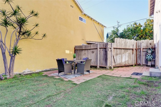 2700 Graham Avenue, Redondo Beach, California 90278, 3 Bedrooms Bedrooms, ,1 BathroomBathrooms,Residential,Sold,Graham Avenue,SB22001373