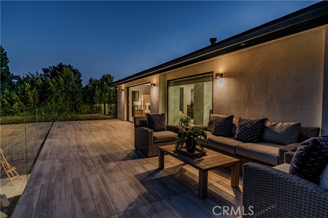 Detail Gallery Image 44 of 46 For 3030 Deep Canyon Dr, Beverly Hills,  CA 90210 - 5 Beds | 6 Baths