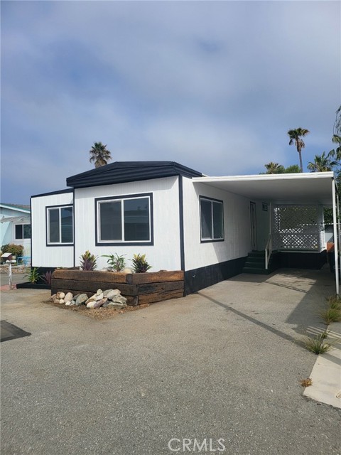 Detail Gallery Image 2 of 14 For 6207 Seabreeze, Long Beach,  CA 90803 - 2 Beds | 1 Baths