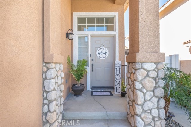 Detail Gallery Image 10 of 41 For 844 Pathfinder, Corona,  CA 92878 - 3 Beds | 2/1 Baths