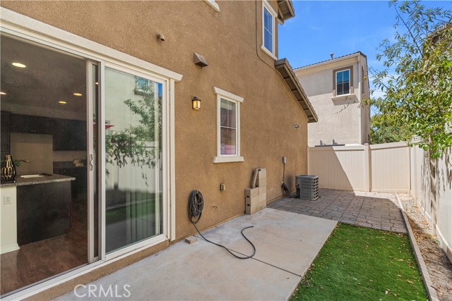 14681 Marist Lane, Chino CA: https://media.crmls.org/medias/dfae133d-e2d9-4ed2-a591-a6d4be118308.jpg