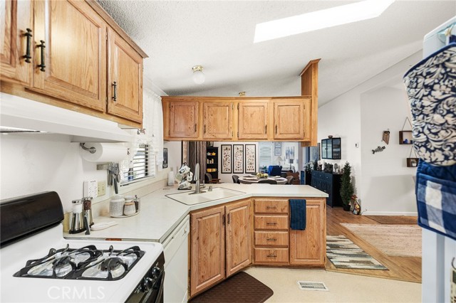 Detail Gallery Image 13 of 35 For 530 W Devonshire Ave #23,  Hemet,  CA 92543 - 3 Beds | 2 Baths