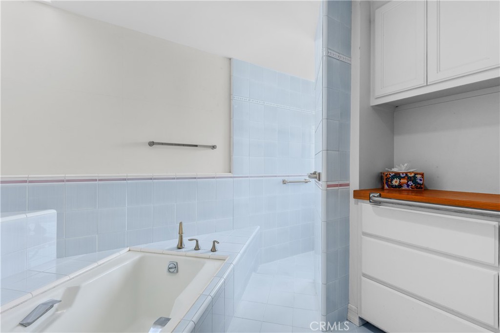 MLS #OC26092439 image #40