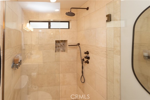 43866 Mendocino Drive, Big Bear Lake CA: https://media.crmls.org/medias/dfb06329-f4fd-4394-ab0f-c2f069bcfb25.jpg