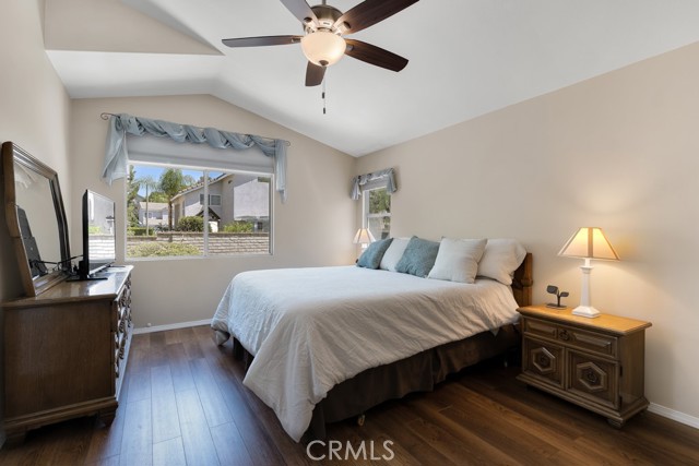 Detail Gallery Image 24 of 53 For 23809 Woodpark Ct, Valencia,  CA 91354 - 4 Beds | 3 Baths