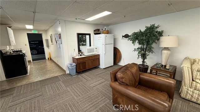 3243 San Amadeo, Laguna Woods CA: https://media.crmls.org/medias/dfb1657b-0b99-4377-9ea5-5353e350feee.jpg