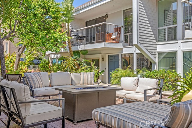 Detail Gallery Image 18 of 20 For 317 Dahlia Pl, Corona Del Mar,  CA 92625 - 2 Beds | 2 Baths
