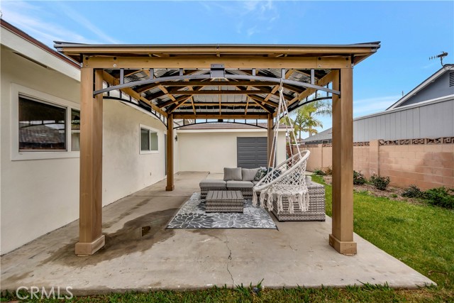 Detail Gallery Image 35 of 41 For 6532 Rome Cir, Huntington Beach,  CA 92647 - 3 Beds | 2 Baths