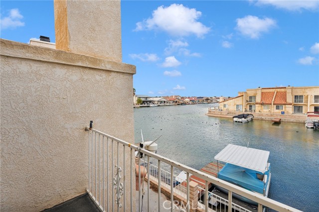 Detail Gallery Image 2 of 38 For 11454 #13 Nautical, Helendale,  CA 92342 - 2 Beds | 1/1 Baths