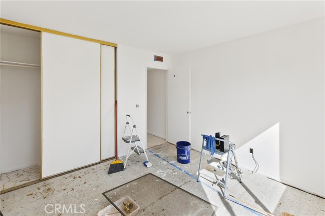 Detail Gallery Image 8 of 28 For 5798 Los Coyotes, Palm Springs,  CA 92264 - 2 Beds | 2 Baths