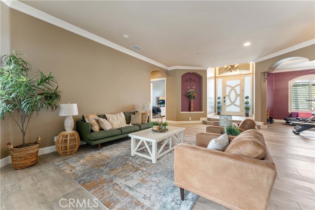 Detail Gallery Image 20 of 73 For 16905 Silver Star Ct, Riverside,  CA 92506 - 4 Beds | 4 Baths