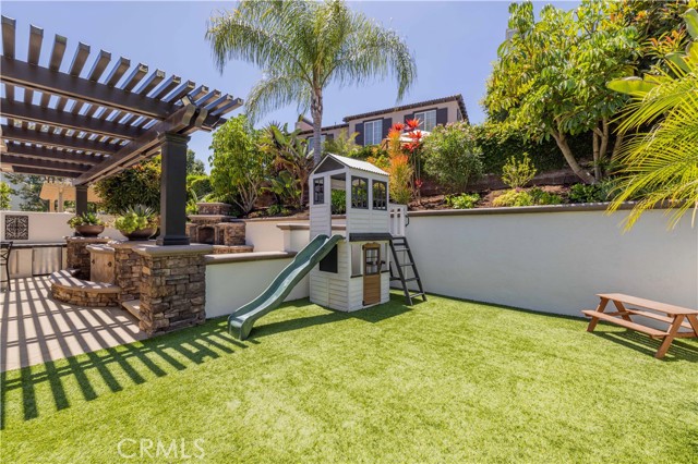 Detail Gallery Image 37 of 40 For 37 La Salle Ln, Ladera Ranch,  CA 92694 - 5 Beds | 2/1 Baths