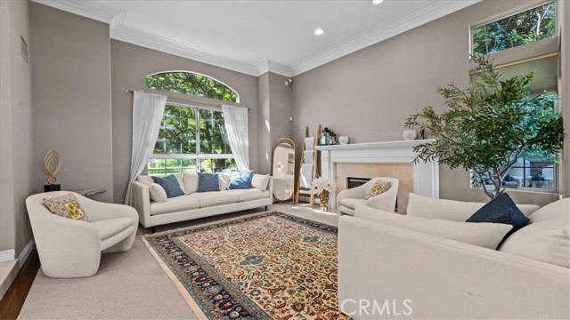 Image 7 of 62 For 2162 Euclid Avenue