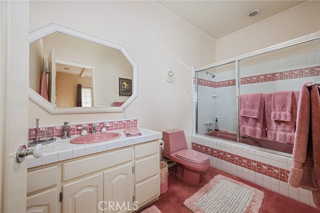 Detail Gallery Image 15 of 38 For 2072 Coldwater Canyon, Beverly Hills,  CA 90210 - 4 Beds | 4/1 Baths