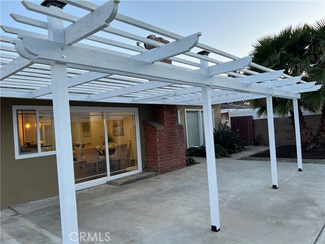 20101 Superior Street, Chatsworth CA: https://media.crmls.org/medias/dfb9088a-5edf-4a5b-9ad3-6a74ef6d7586.jpg