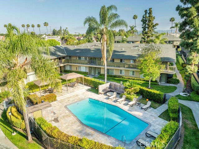 Detail Gallery Image 13 of 14 For 1430 W Lambert Rd #407,  La Habra,  CA 90731 - 2 Beds | 1 Baths